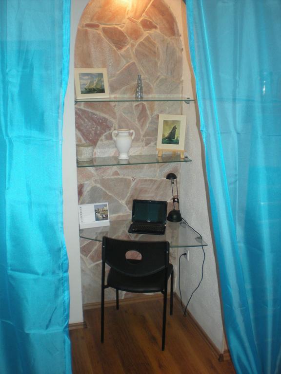 Sophia Cozy Self Catering Apartment Dolni Brezany Exterior foto